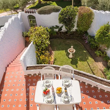 Lilas 61 * Nerja